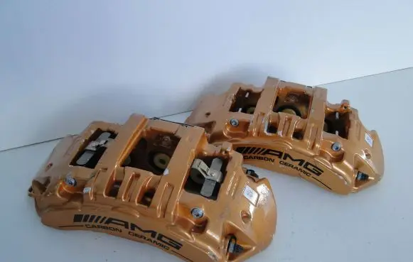 Mercedes-Benz C AMG W205 Front brake caliper 20A39903 20A39904