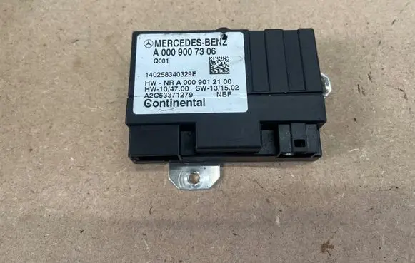 Mercedes-Benz GL X166 Fuel injection pump control unit/module A0009007306 A0009012100 140258340329E