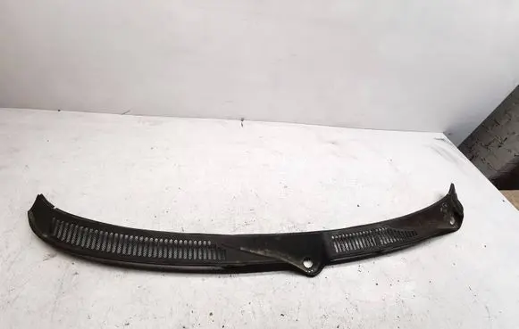 Audi A6 S6 C4 4A Windshield trim 4a1805100