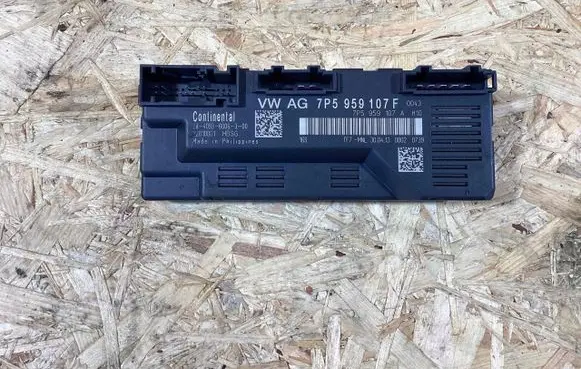 Porsche Cayenne (92A) Tailgate/trunk control unit/module 95861808000