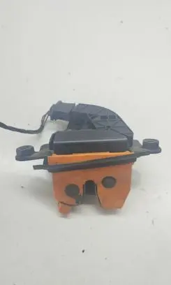 Skoda Fabia Mk1 (6Y) Tailgate/trunk/boot lock/catch/latch 6Y9827501G