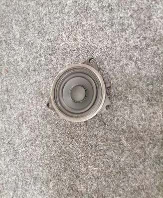 Volvo XC90 Front door speaker 31489045