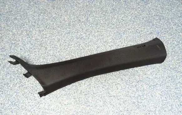 BMW 7 G11 G12 (A) pillar trim 7355328