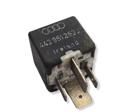 Seat Toledo II (1M) Other relay 443951253J