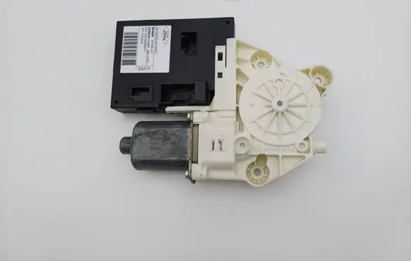 Ford Focus Front door window regulator motor 981406103 0130822214