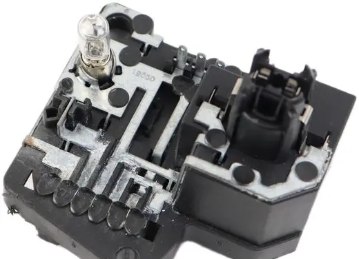 Audi A6 S6 C6 4F Tail light bulb cover holder 4F9945222A 89037104