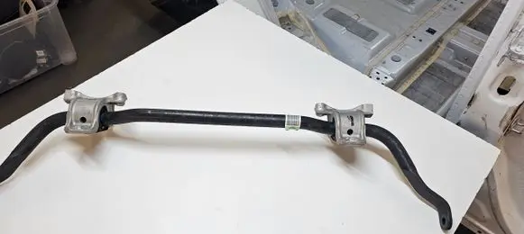 Jeep Grand Cherokee WL Front anti-roll bar/sway bar 68458147AC