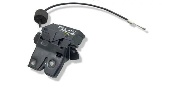 Mercedes-Benz C W203 Loading door lock A1717500085