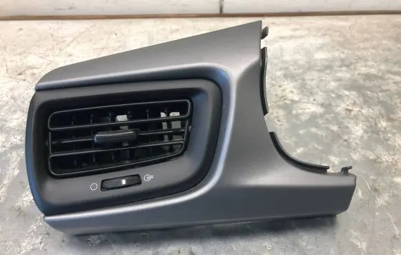 KIA Rio Dashboard side air vent grill/cover trim 84731-H8000
