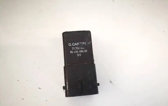 Peugeot 308 Glow plug pre-heat relay 9640469680