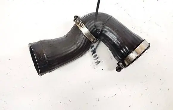 Audi A4 S4 B5 8D Air intake hose/pipe