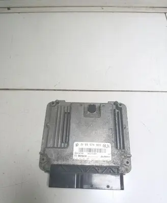 Opel Insignia A Engine control unit/module 55574903 55573560 0281016704