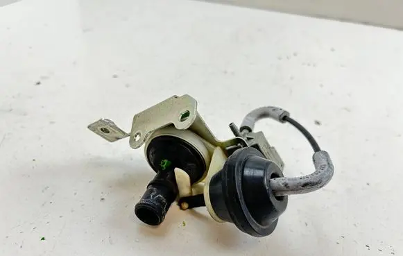 Porsche 911 997 Electromagnetic valve 99660512301