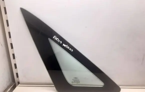 Ford Focus Rear side window