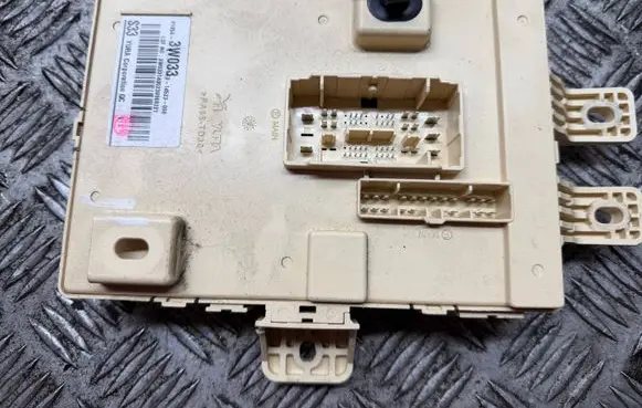 KIA Sportage Fuse module 919503W033