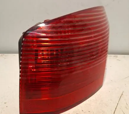Peugeot 407 Rear/tail lights 03035 E203035