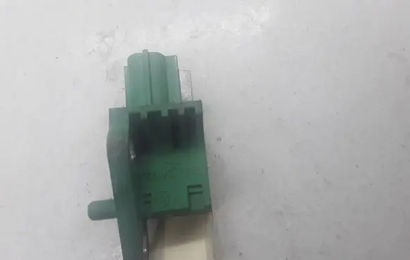 Volkswagen PASSAT B6 Airbag deployment crash/impact sensor 3C0909606