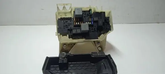 Mercedes-Benz C W205 Fuse box set A2055400182