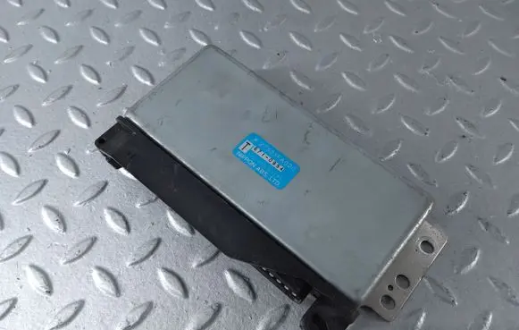 Subaru Legacy ABS control unit/module 27521FA020