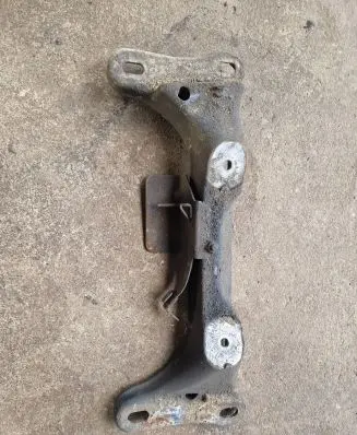 BMW 3 E46 Gear shift cable bracket 