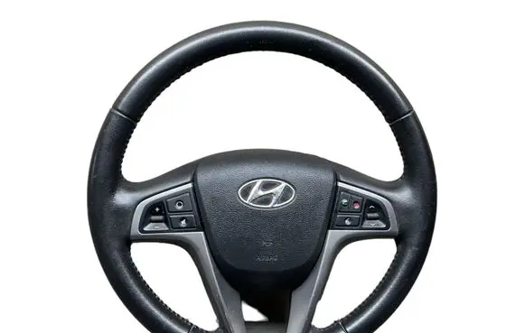 Hyundai i20 (PB PBT) Steering wheel 569001J500RY PBDLAC2R660651 561131J700