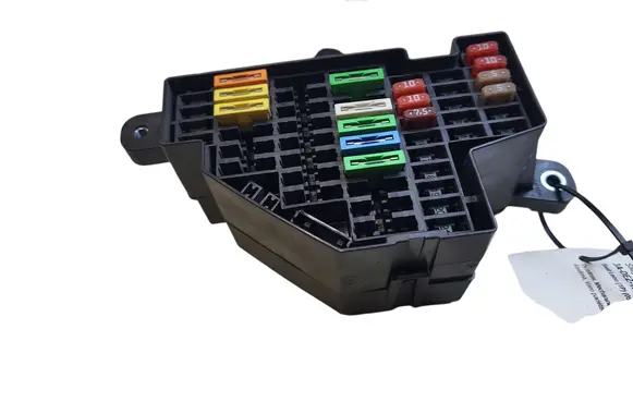 Seat Leon (1P) Fuse module