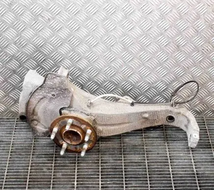 Tesla Model S Front wheel hub
