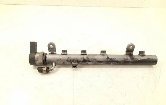 Mercedes-Benz GL X164 Fuel main line pipe 6420700495 6110780449