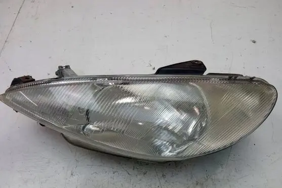 Peugeot 206 Headlight/headlamp VALEO89001963