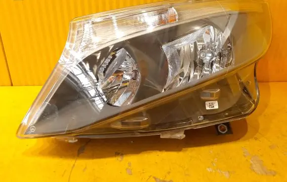 Mercedes-Benz Vito Viano W447 Headlight/headlamp A4479065800
