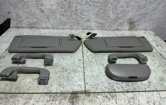 Opel Zafira B A set of handles for the ceiling 