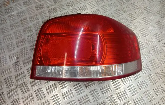 Rear/tail lights