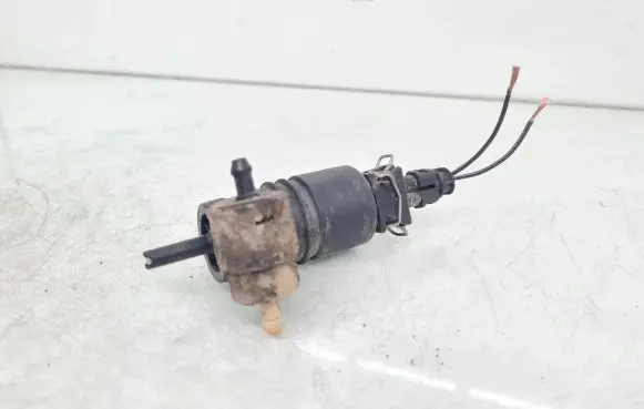 Opel Zafira A Windscreen/windshield washer pump