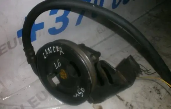 Mitsubishi Lancer Power steering pump