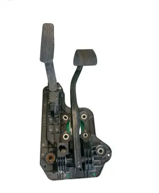 Chrysler Pacifica Brake pedal 40430 04581677AB 04581677