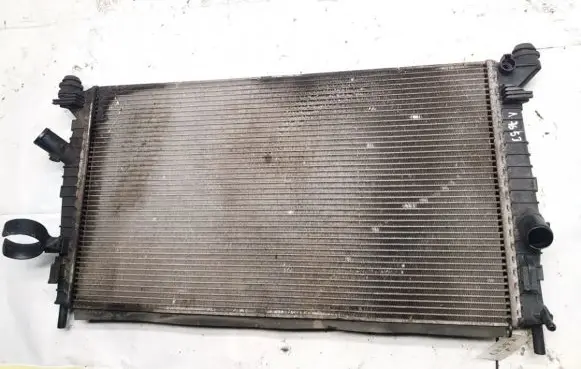 Volvo V50 Coolant radiator 3m5h8005tl