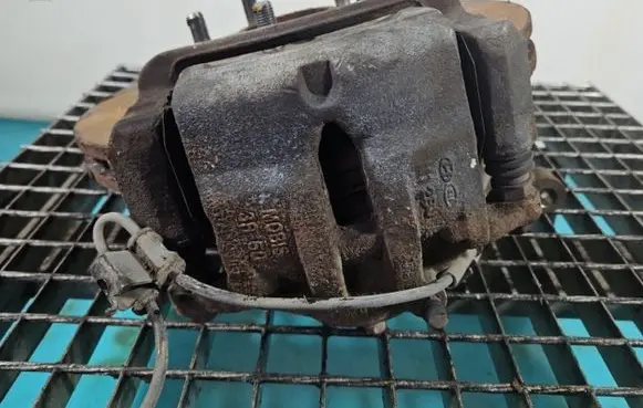 Hyundai ix35 Front brake caliper IMPRK1417988
