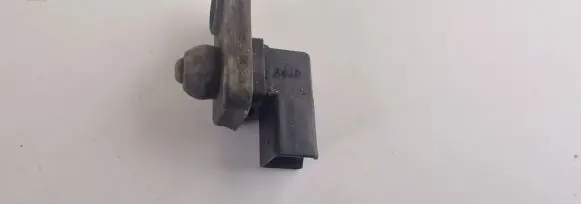 Mitsubishi L200 Front door sensor 