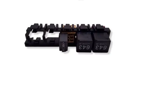 Audi TT TTS Mk2 Relay mounting block 1K0937503A 8K0951253 7M0951253C
