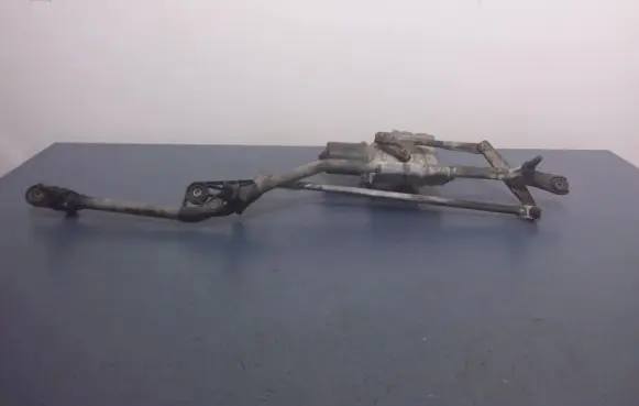 Renault Scenic II - Grand scenic II Front wiper linkage and motor