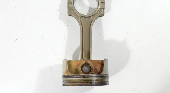 Porsche 911 996 Piston with connecting rod 99610305118