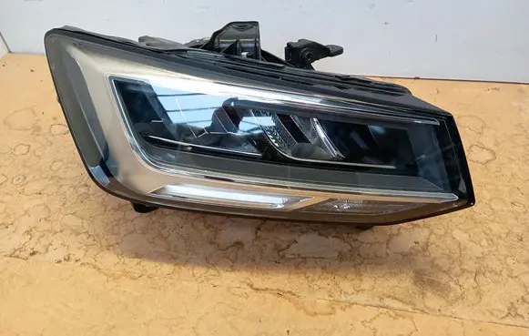 Audi Q2 - Headlight/headlamp 81A941012