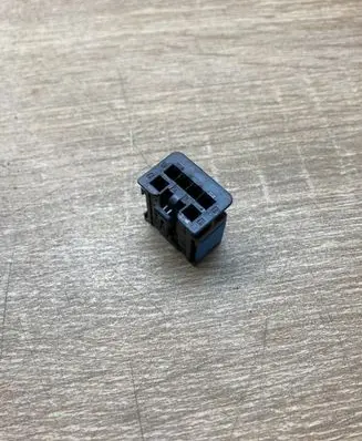 Volkswagen Touareg I Plug wire 6Q0972773D