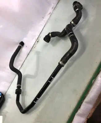 Mercedes-Benz GLC X253 C253 Engine coolant pipe/hose A2535015001