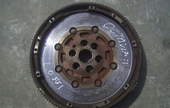 Audi A3 S3 8P Flywheel 06F105264C