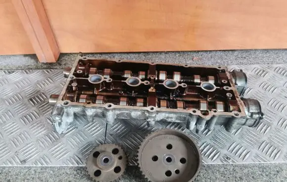Skoda Fabia Mk2 (5J) Engine head 036103475