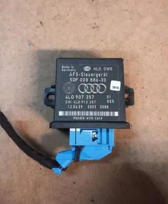 Audi A6 S6 C6 4F Light module LCM 5DF00888630 4L0910357 4L0907357
