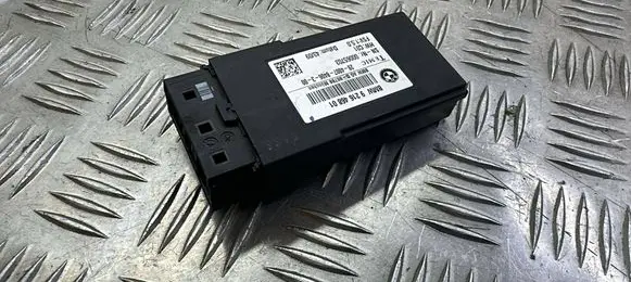 BMW 5 F10 F11 Seat heating relay 9216468 00065703