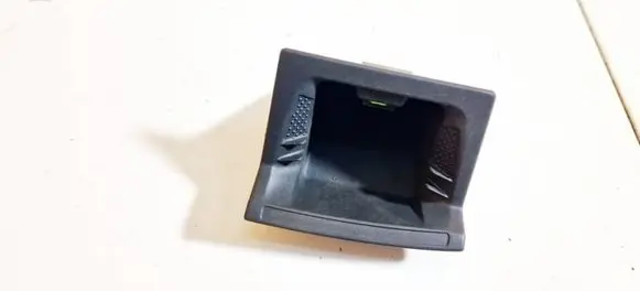 Car ashtray
