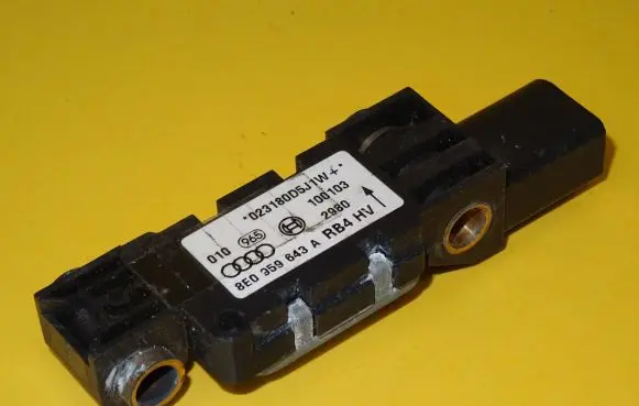 Audi A4 S4 B6 8E 8H Airbag deployment crash/impact sensor 8E0959643A